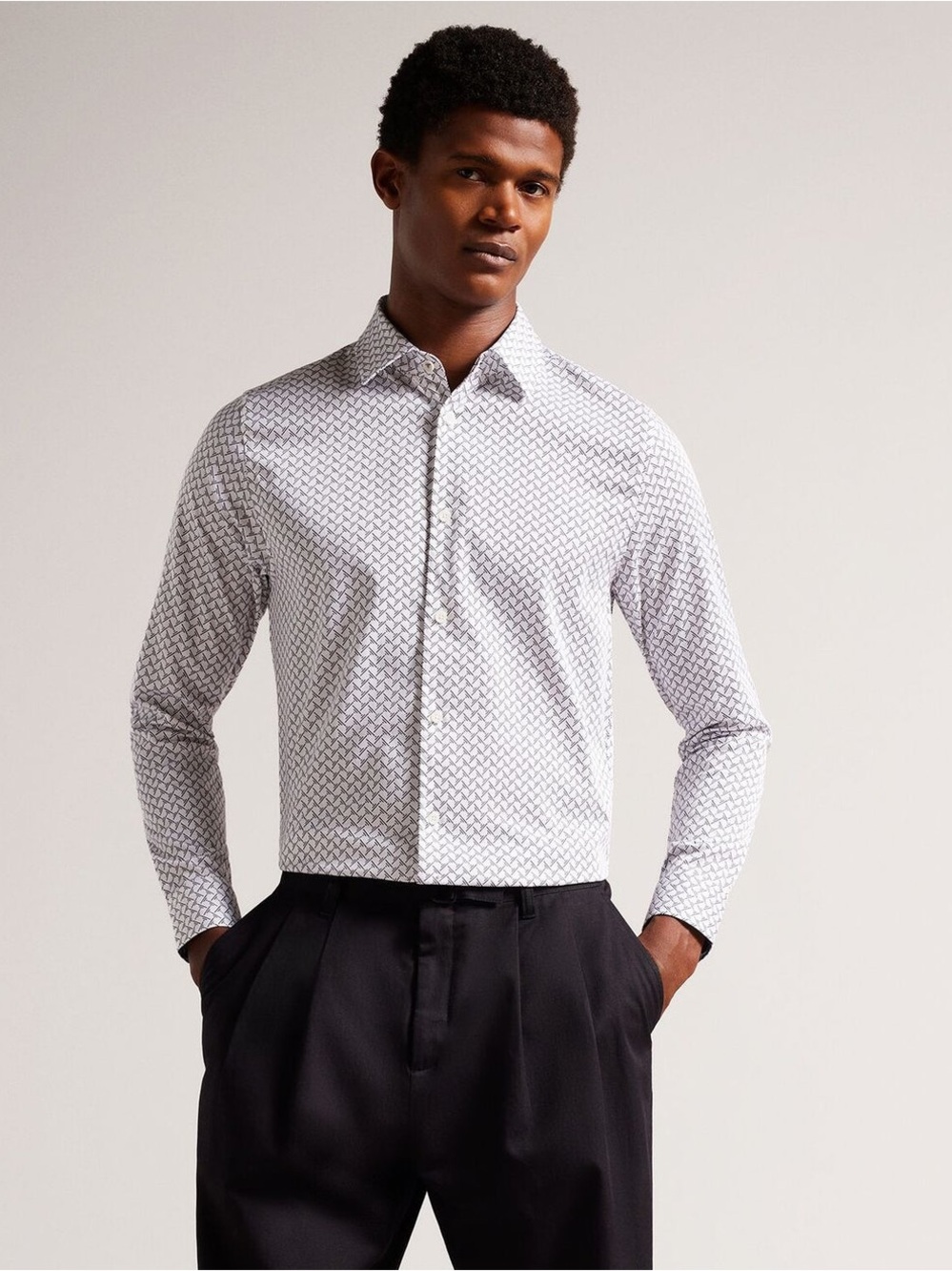 Ted Baker “WILLUW” Geometric Dress Shirt – Size XXL | Modern Tailored Fit |